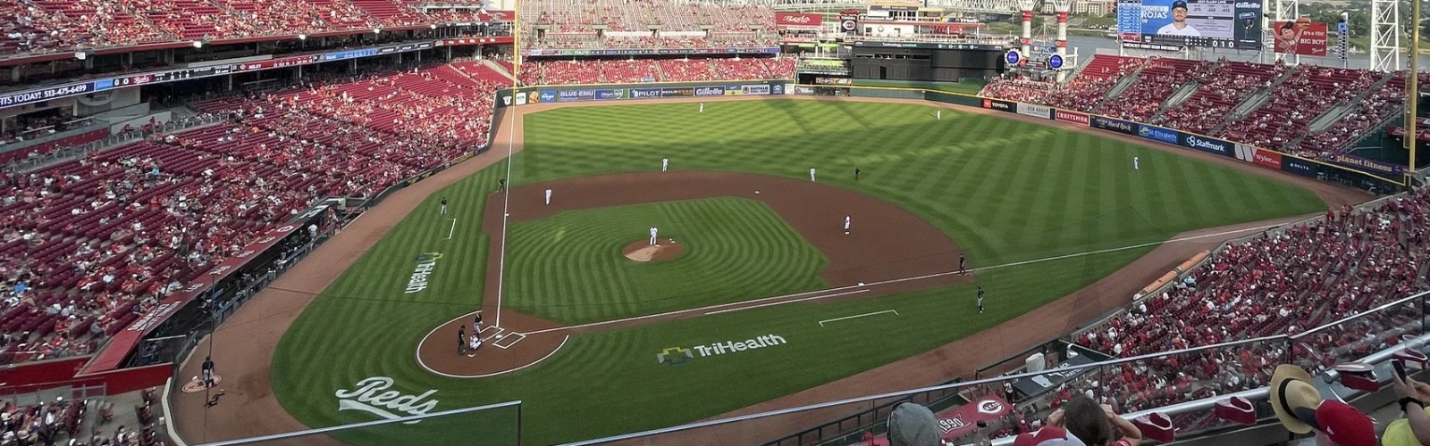 Stay Close to the Action: Top Hotels Walking Distance to Great American Ballpark
