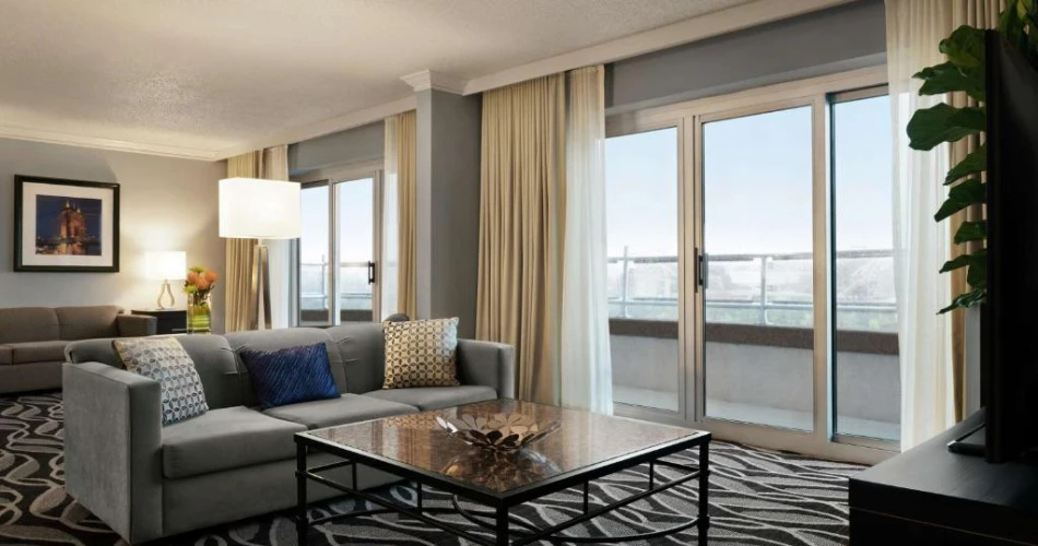 Stay Close to the Action: Top Hotels Walking Distance to Great American Ballpark
