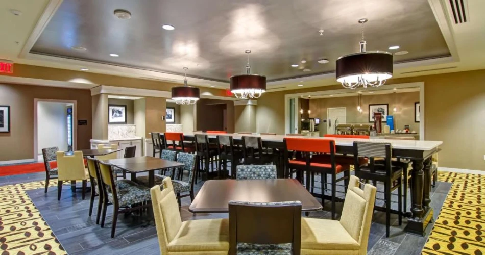 The Ultimate Guide to Hotels By Great American Ballpark
