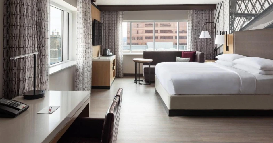 The Ultimate Guide to Hotels By Great American Ballpark
