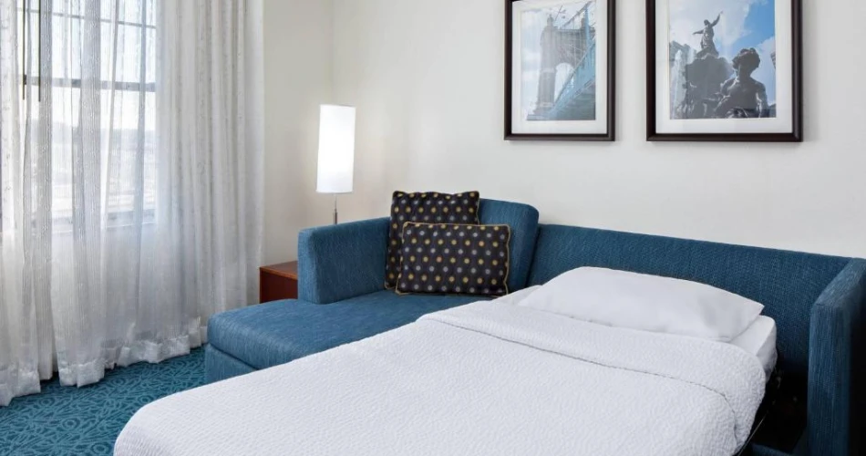 Top Hotels Near Great American Ballpark: Where to Stay for the Ultimate Cincinnati Reds Experience
