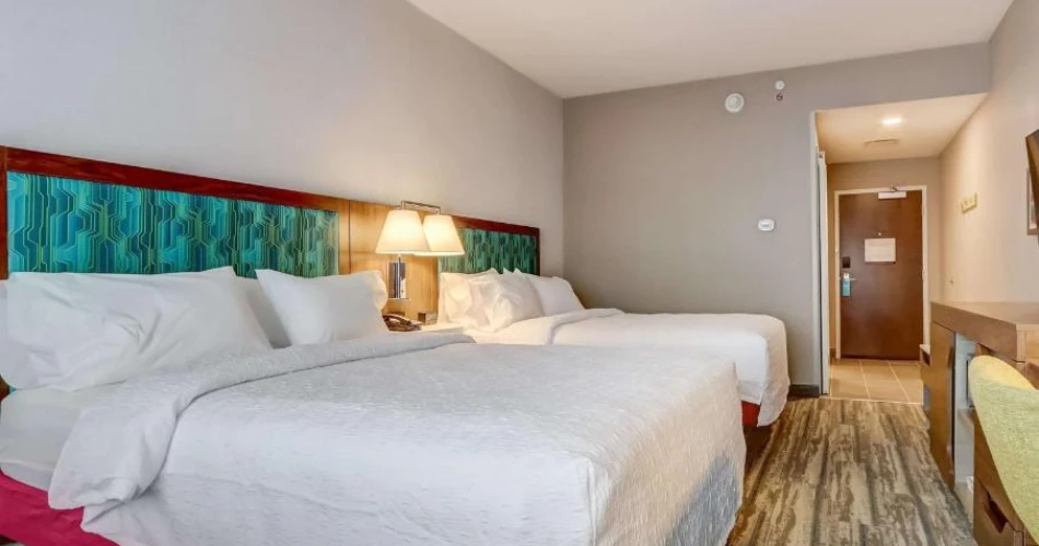 Where to Stay Near Great American Ballpark Without Breaking the Bank
