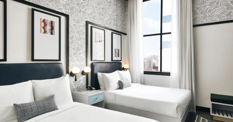 Hotels Near Great American Ballpark: Walk to the Game in Minutes
